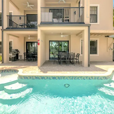 One-Of-A-Kind! Pool, Terraces, Ocean-View Rooftop, In Siesta Village At Best Beach!